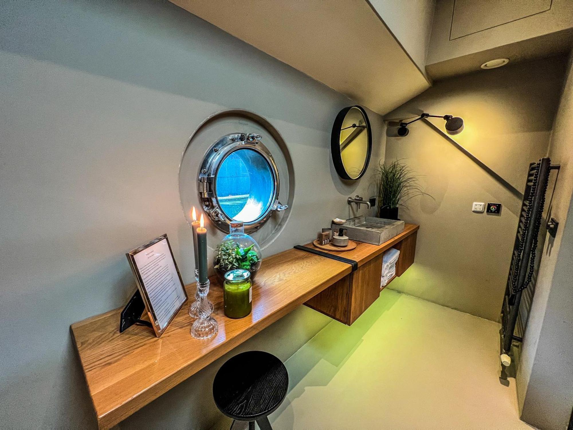 Boat & Boost Amsterdam Bed and Breakfast Eksteriør billede